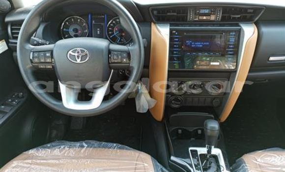 Acheter Occasion Voiture Toyota Fortuner Blanc à Namibe, Province de Namibe Acheter Occasion Voiture Toyota Fortuner Blanc à Namibe, Province de Namibe