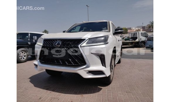 Buy Import Lexus LX White Car in Import - Dubai in Bengo Province Buy Import Lexus LX White Car in Import - Dubai in Bengo Province