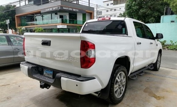 Buy Used Toyota Tundra White Car in Luanda in Luanda Province Buy Used Toyota Tundra White Car in Luanda in Luanda Province