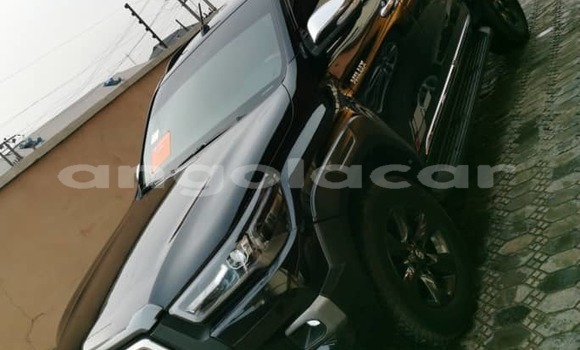 Buy Used Toyota Hilux Black Car in Namibe in Namibe Province