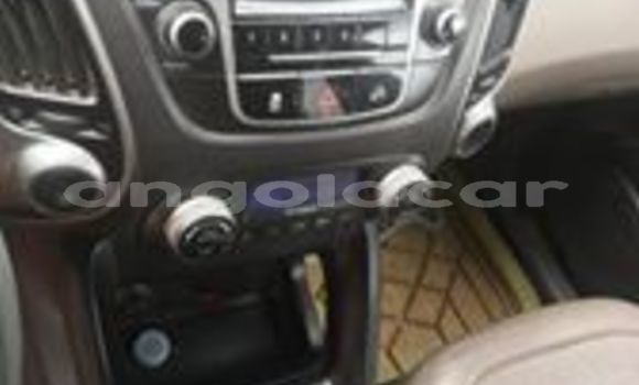 Acheter Occasion Voiture Hyundai ix35 Noir à Luanda, Province de Luanda Acheter Occasion Voiture Hyundai ix35 Noir à Luanda, Province de Luanda
