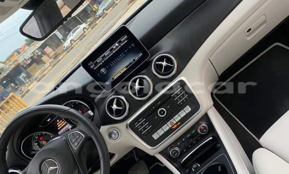 Buy Used Mercedes-Benz GLA-klasse White Car in Luanda in Luanda Province Buy Used Mercedes-Benz GLA-klasse White Car in Luanda in Luanda Province
