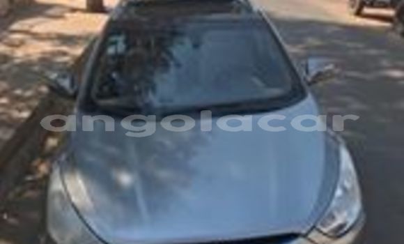 Acheter Occasion Voiture Hyundai ix35 Gris à Luanda, Province de Luanda Acheter Occasion Voiture Hyundai ix35 Gris à Luanda, Province de Luanda