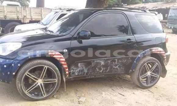 Comprar Usado Toyota RAV4 Azul Carro em Luanda em Luanda Province Comprar Usado Toyota RAV4 Azul Carro em Luanda em Luanda Province