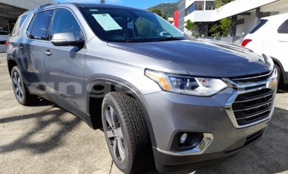 Acheter Occasion Voiture Chevrolet Traverse Gris à Luanda, Province de Luanda