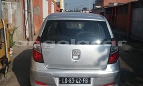 Comprar Usado Hyundai i10 Prata Carro em Luanda em Luanda Province Comprar Usado Hyundai i10 Prata Carro em Luanda em Luanda Province
