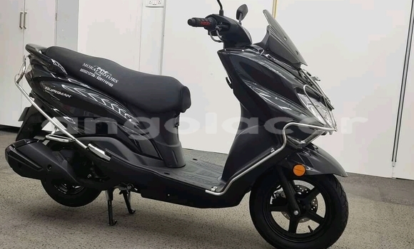 Comprar Usado Suzuki Burgman Preto Moto em Luanda em Luanda Province Comprar Usado Suzuki Burgman Preto Moto em Luanda em Luanda Province