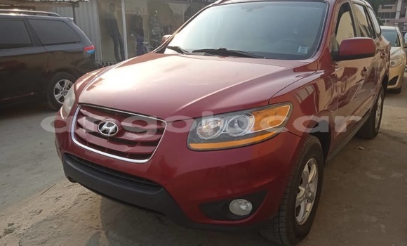 Buy Used Hyundai Santa Fe Red Car in Luanda in Luanda Province
