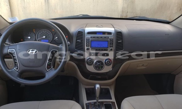 Comprar Usado Hyundai Santa Fe Vermelho Carro em Luanda em Luanda Province Comprar Usado Hyundai Santa Fe Vermelho Carro em Luanda em Luanda Province