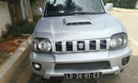 Comprar Usado Suzuki Jimny Prata Carro em Luanda em Luanda Province Comprar Usado Suzuki Jimny Prata Carro em Luanda em Luanda Province