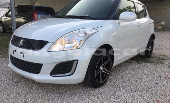 Acheter Occasion Voiture Suzuki Swift Blanc à N'zeto, Zaïre Acheter Occasion Voiture Suzuki Swift Blanc à N'zeto, Zaïre