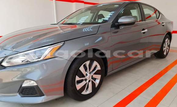 Comprar Usado Nissan Altima Outro Carro em Luanda em Luanda Province Comprar Usado Nissan Altima Outro Carro em Luanda em Luanda Province