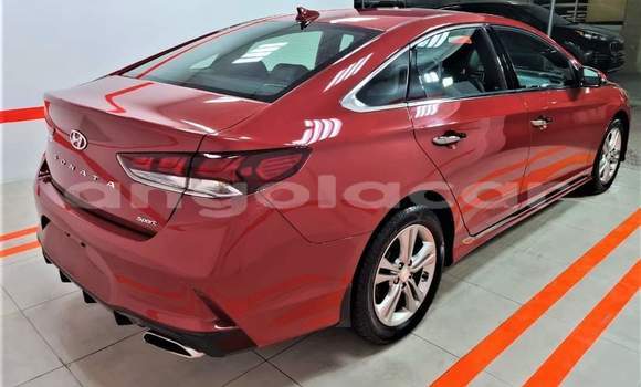 Buy Used Hyundai Sonata Red Car in Luanda in Luanda Province Buy Used Hyundai Sonata Red Car in Luanda in Luanda Province