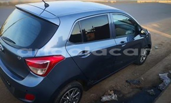 Comprar Usado Hyundai i10 Azul Carro em Luanda em Luanda Province Comprar Usado Hyundai i10 Azul Carro em Luanda em Luanda Province