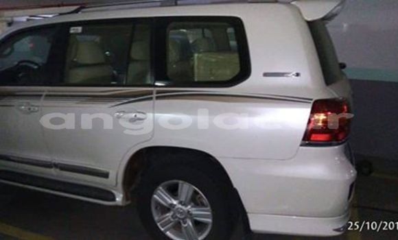 Comprar Usado Toyota Land Cruiser Branco Carro em Luanda em Luanda Province Comprar Usado Toyota Land Cruiser Branco Carro em Luanda em Luanda Province