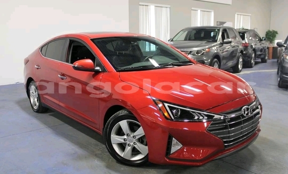 Comprar Usado Hyundai Elantra Vermelho Carro em Luanda em Luanda Province Comprar Usado Hyundai Elantra Vermelho Carro em Luanda em Luanda Province