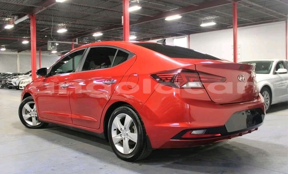Comprar Usado Hyundai Elantra Vermelho Carro em Luanda em Luanda Province Comprar Usado Hyundai Elantra Vermelho Carro em Luanda em Luanda Province