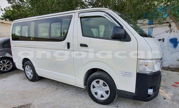 Buy Used Toyota Hiace Other Car in Luanda in Luanda Province Buy Used Toyota Hiace Other Car in Luanda in Luanda Province