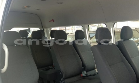 Acheter Occasion Voiture Toyota Hiace Blanc à Luanda, Province de Luanda Acheter Occasion Voiture Toyota Hiace Blanc à Luanda, Province de Luanda