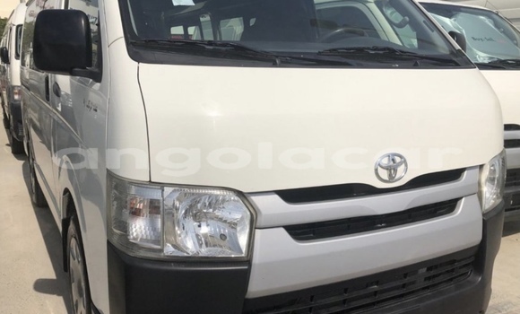 Comprar Usado Toyota Hiace Branco Carro em Luanda em Luanda Province Comprar Usado Toyota Hiace Branco Carro em Luanda em Luanda Province
