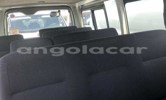 Comprar Usado Toyota Hiace Branco Carro em Luanda em Luanda Province Comprar Usado Toyota Hiace Branco Carro em Luanda em Luanda Province