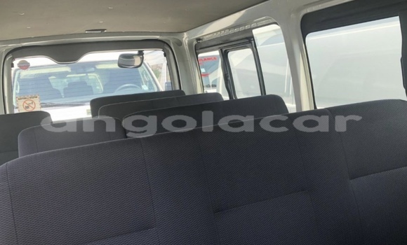Comprar Usado Toyota Hiace Branco Carro em Luanda em Luanda Province Comprar Usado Toyota Hiace Branco Carro em Luanda em Luanda Province