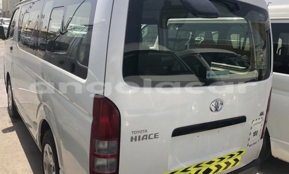 Comprar Usado Toyota Hiace Branco Carro em Luanda em Luanda Province Comprar Usado Toyota Hiace Branco Carro em Luanda em Luanda Province