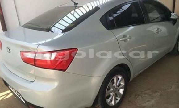 Comprar Usado Kia rio Prata Carro em Luanda em Luanda Province Comprar Usado Kia rio Prata Carro em Luanda em Luanda Province