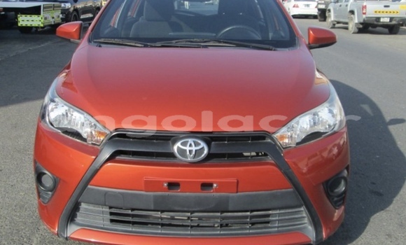 Comprar Usado Toyota Yaris Vermelho Carro em Luanda em Luanda Province