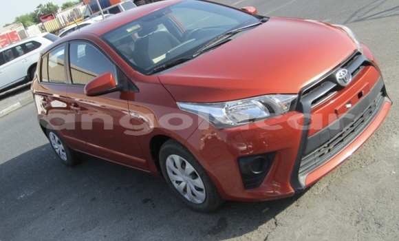 Acheter Occasion Voiture Toyota Yaris Rouge à Luanda, Province de Luanda Acheter Occasion Voiture Toyota Yaris Rouge à Luanda, Province de Luanda