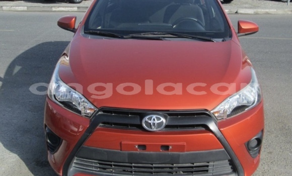 Acheter Occasion Voiture Toyota Yaris Rouge à Luanda, Province de Luanda Acheter Occasion Voiture Toyota Yaris Rouge à Luanda, Province de Luanda