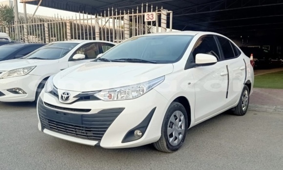 Acheter Occasion Voiture Toyota Yaris Blanc à Luanda, Province de Luanda Acheter Occasion Voiture Toyota Yaris Blanc à Luanda, Province de Luanda