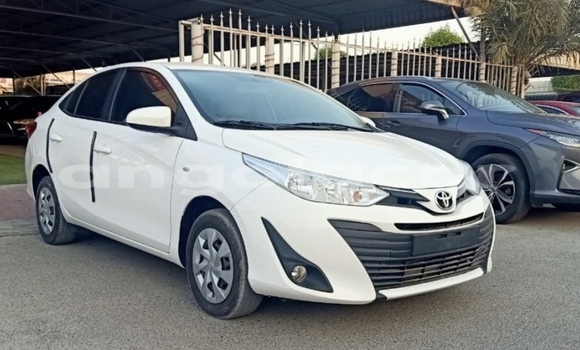 Acheter Occasion Voiture Toyota Yaris Blanc à Luanda, Province de Luanda Acheter Occasion Voiture Toyota Yaris Blanc à Luanda, Province de Luanda