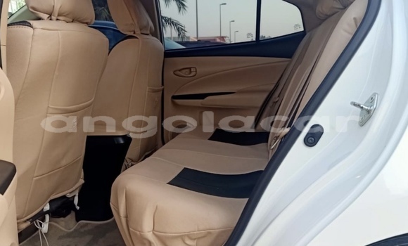 Acheter Occasion Voiture Toyota Yaris Blanc à Luanda, Province de Luanda Acheter Occasion Voiture Toyota Yaris Blanc à Luanda, Province de Luanda