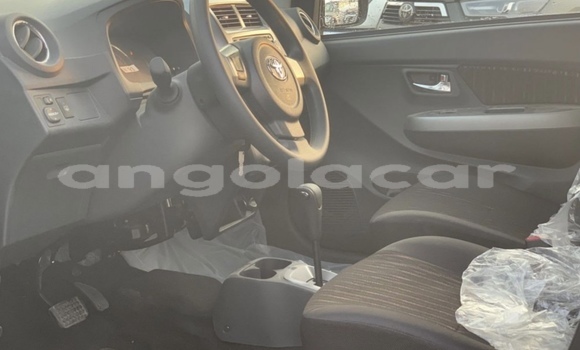 Buy New Toyota Windom Black Car in Luanda in Luanda Province Buy New Toyota Windom Black Car in Luanda in Luanda Province