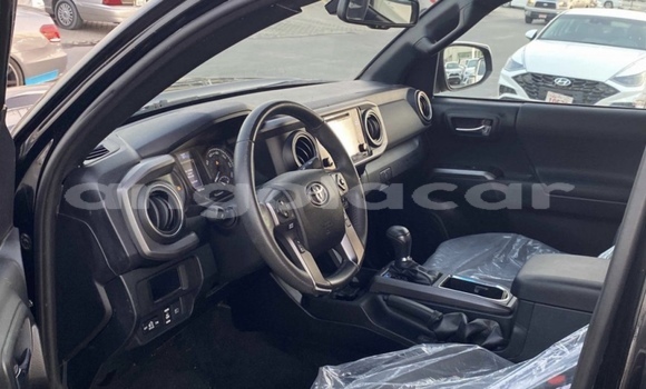 Buy Used Toyota Tacoma Black Car in Luanda in Luanda Province Buy Used Toyota Tacoma Black Car in Luanda in Luanda Province
