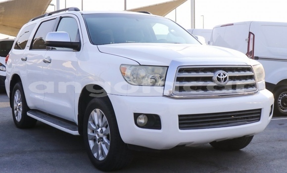 Buy Used Toyota Sequoia White Car in Luanda in Luanda Province Buy Used Toyota Sequoia White Car in Luanda in Luanda Province