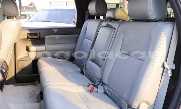 Buy Used Toyota Sequoia White Car in Luanda in Luanda Province Buy Used Toyota Sequoia White Car in Luanda in Luanda Province