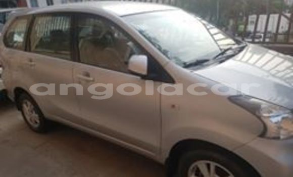 Comprar Usado Toyota Avanza Prata Carro em Luanda em Luanda Province Comprar Usado Toyota Avanza Prata Carro em Luanda em Luanda Province