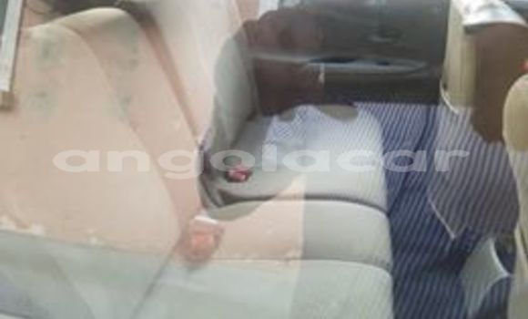 Comprar Usado Toyota Avanza Prata Carro em Luanda em Luanda Province Comprar Usado Toyota Avanza Prata Carro em Luanda em Luanda Province