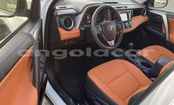 Buy Used Toyota RAV4 White Car in Luanda in Luanda Province Buy Used Toyota RAV4 White Car in Luanda in Luanda Province