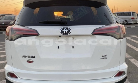 Buy Used Toyota RAV4 White Car in Luanda in Luanda Province Buy Used Toyota RAV4 White Car in Luanda in Luanda Province