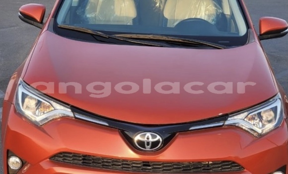 Comprar Usado Toyota RAV4 Vermelho Carro em Luanda em Luanda Province Comprar Usado Toyota RAV4 Vermelho Carro em Luanda em Luanda Province