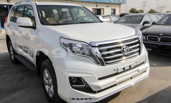 Buy Used Toyota Land Cruiser Prado White Car in Luanda in Luanda Province Buy Used Toyota Land Cruiser Prado White Car in Luanda in Luanda Province