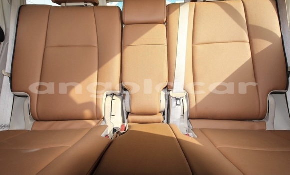 Buy Used Toyota Land Cruiser Prado White Car in Luanda in Luanda Province Buy Used Toyota Land Cruiser Prado White Car in Luanda in Luanda Province