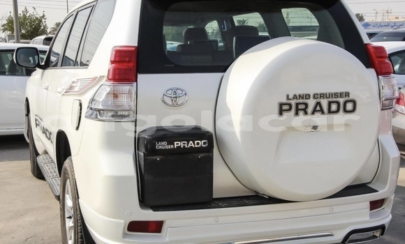 Buy Used Toyota Land Cruiser Prado White Car in Luanda in Luanda Province Buy Used Toyota Land Cruiser Prado White Car in Luanda in Luanda Province