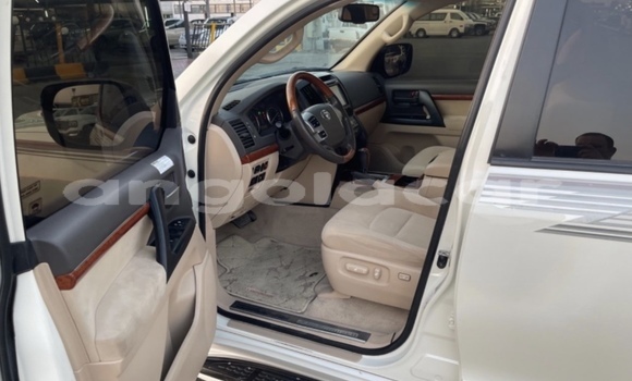 Comprar Usado Toyota Land Cruiser Prado Outro Carro em Luanda em Luanda Province Comprar Usado Toyota Land Cruiser Prado Outro Carro em Luanda em Luanda Province