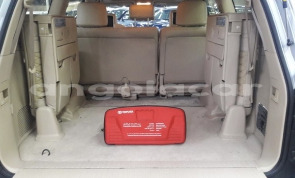 Acheter Occasion Voiture Toyota Land Cruiser Gris à Luanda, Province de Luanda Acheter Occasion Voiture Toyota Land Cruiser Gris à Luanda, Province de Luanda