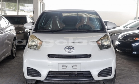 Acheter Occasion Voiture Toyota iQ Blanc à Luanda, Province de Luanda Acheter Occasion Voiture Toyota iQ Blanc à Luanda, Province de Luanda