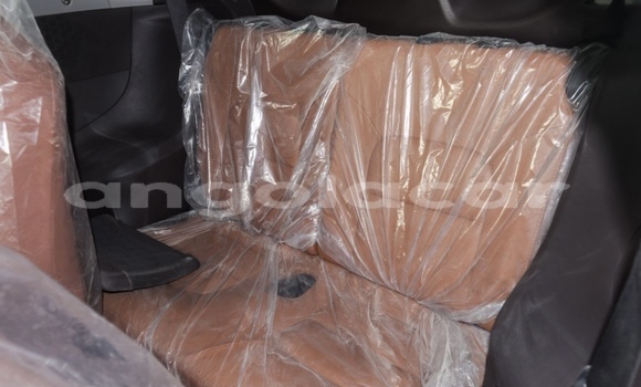 Acheter Occasion Voiture Toyota iQ Blanc à Luanda, Province de Luanda Acheter Occasion Voiture Toyota iQ Blanc à Luanda, Province de Luanda